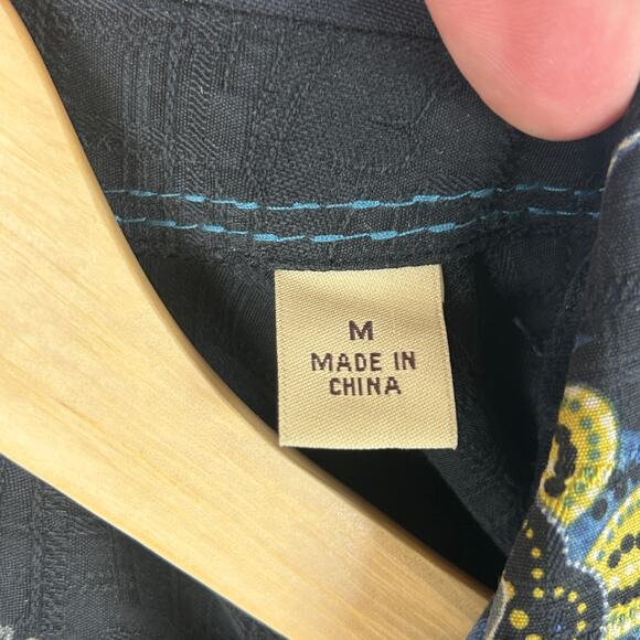 Tommy Bahama Floral 100% Silk Button Down Shirt Blue Beach Tropical Men's Size M - Picture 6 of 11